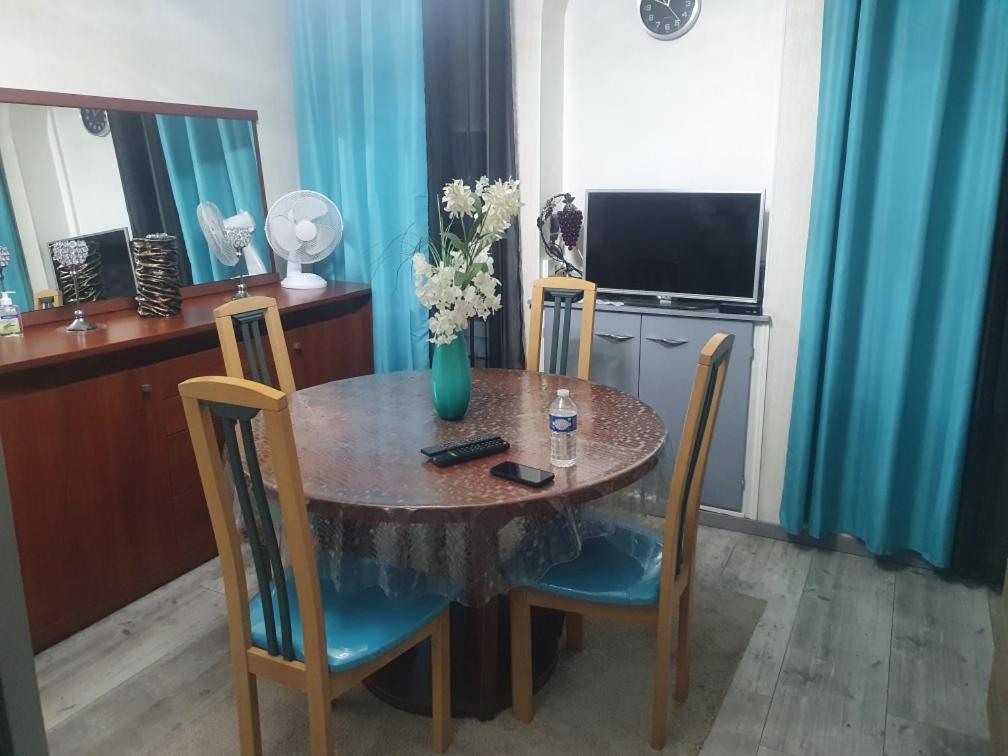 Bel appartement entièrement rénové Charleville-Mézières Extérieur photo