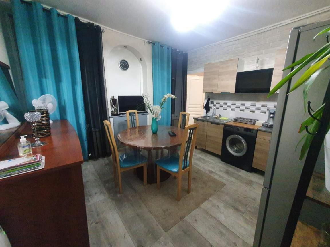 Bel appartement entièrement rénové Charleville-Mézières Extérieur photo